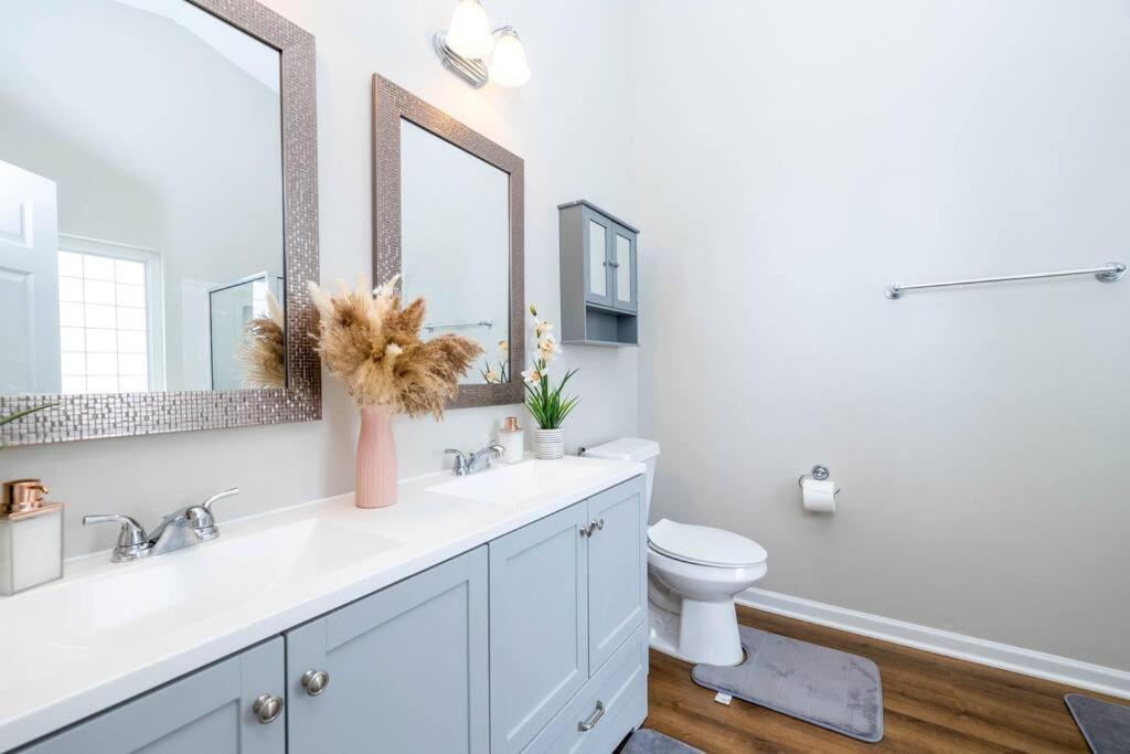 Queen City Family-Friendly Entire House, シャーロット エクステリア 写真