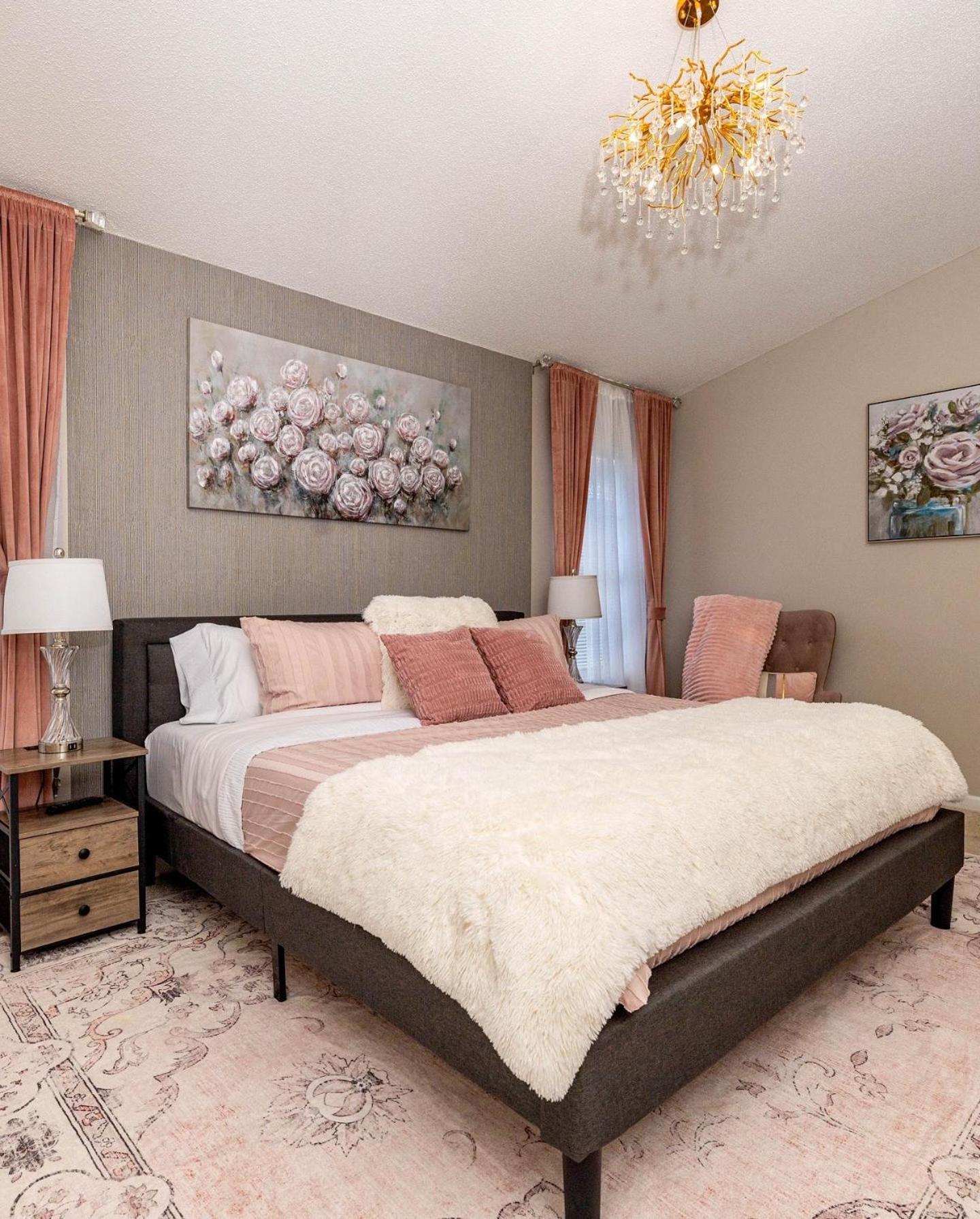Queen City Family-Friendly Entire House, シャーロット エクステリア 写真
